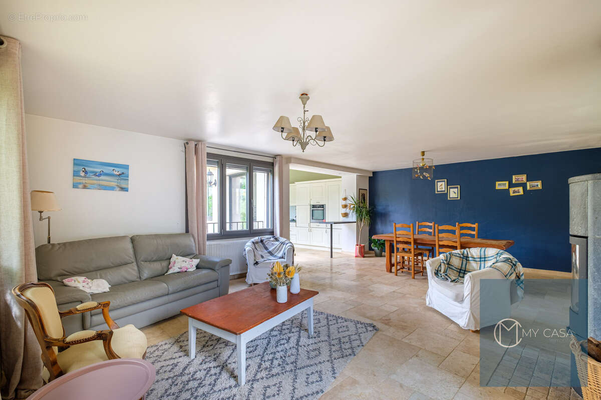 Maison à LES CHERES