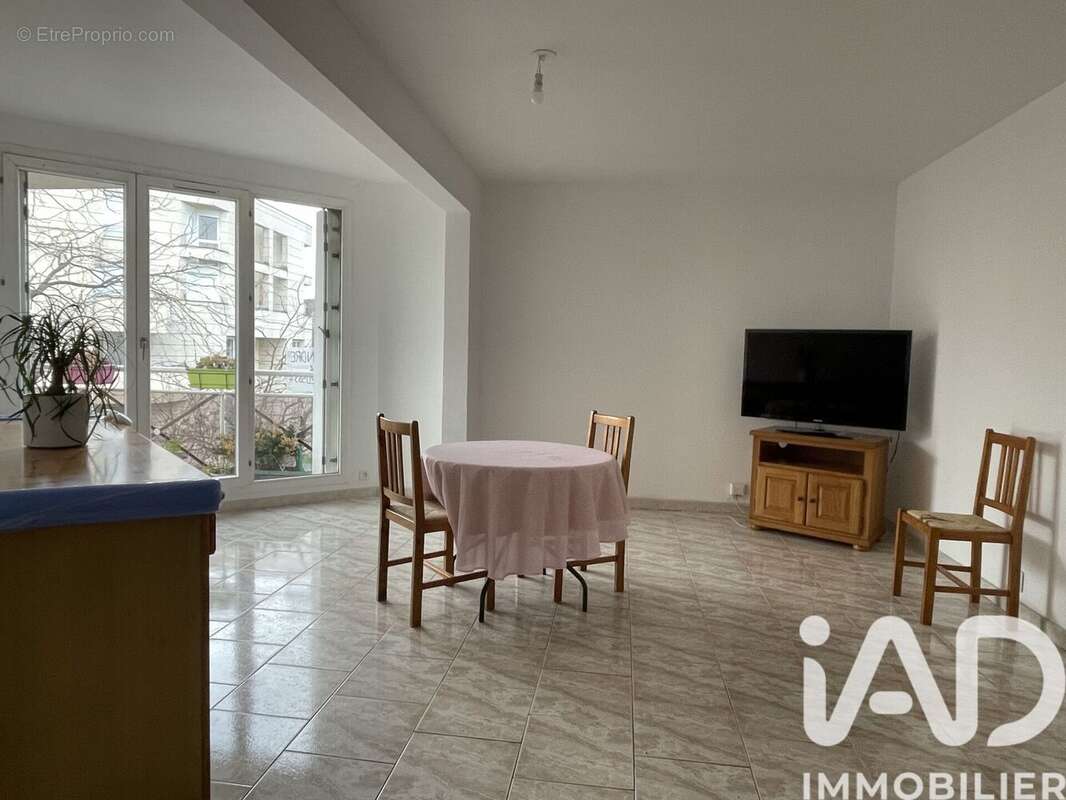 Photo 3 - Appartement à ROSNY-SOUS-BOIS