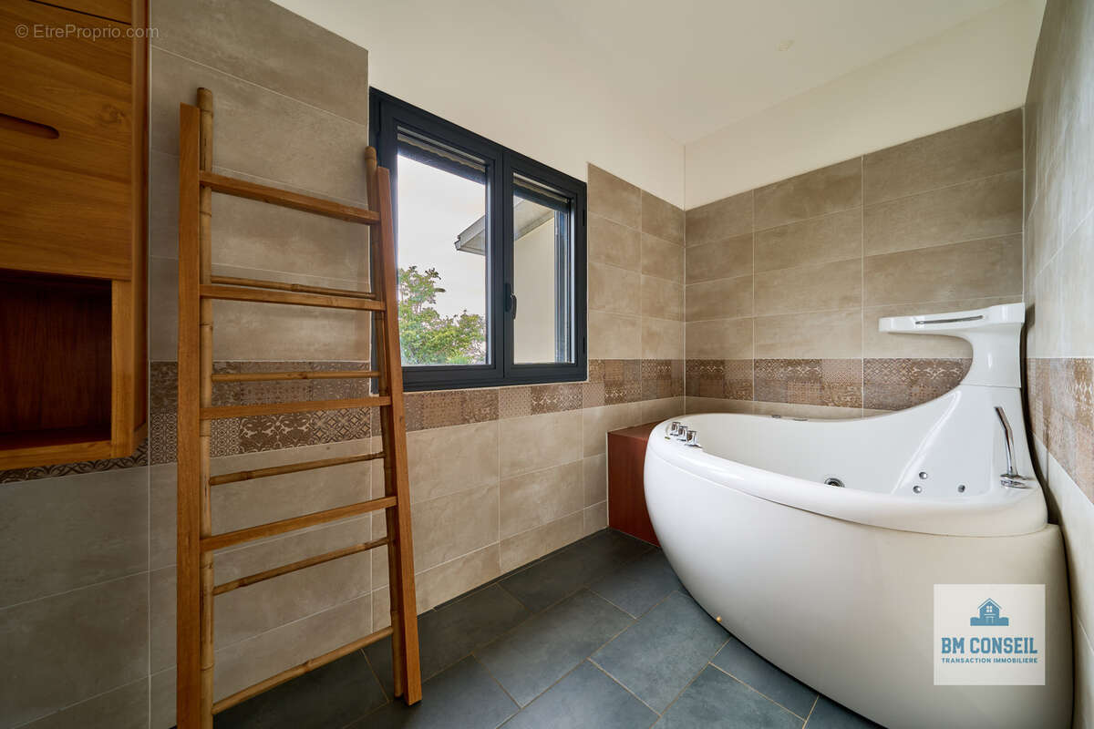 Maison à SAINTE-MARIE