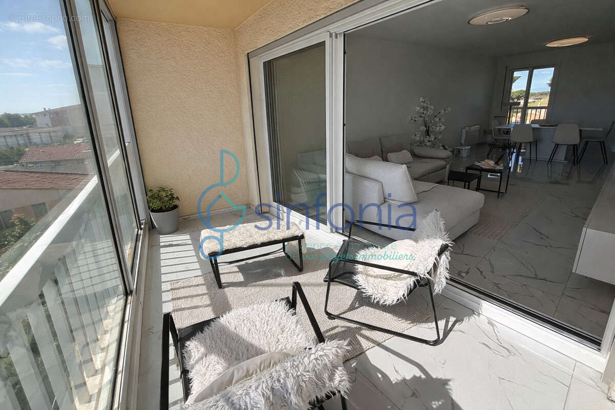 Appartement à LUNEL