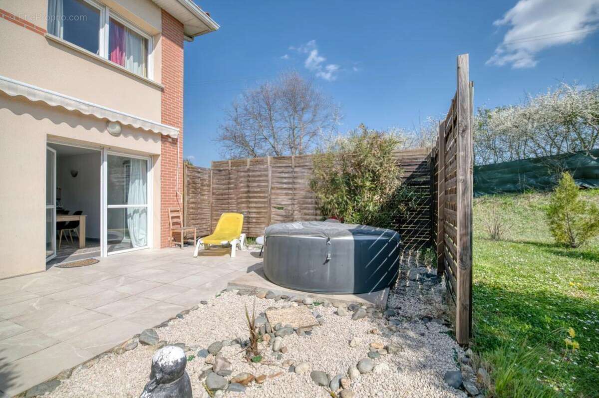 Appartement à BOULOC
