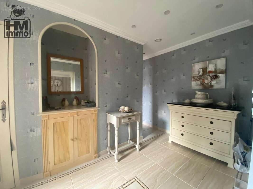 n°1 - Maison à CHATEAU-CHERVIX