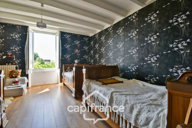 Propriété à vendre 14 pièces PAILLE (17) sur 4800m² de terrain avec nombreuses dépendances - photo 18
