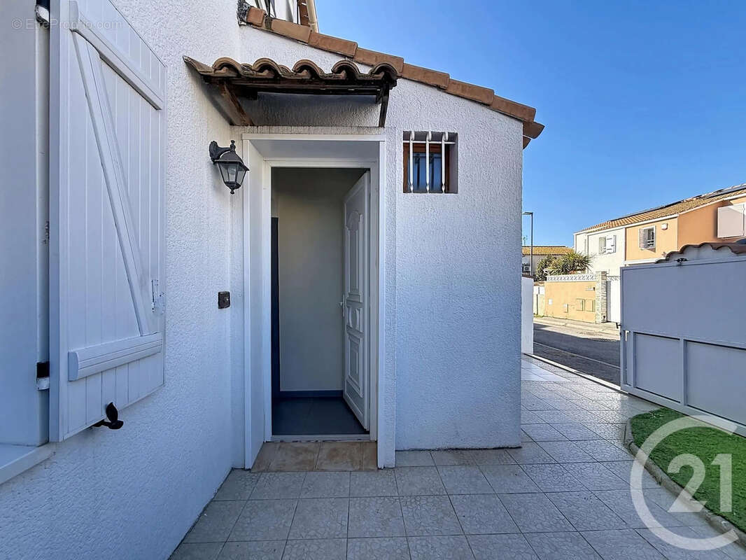 Maison 93 m² à Sete  - photo 16