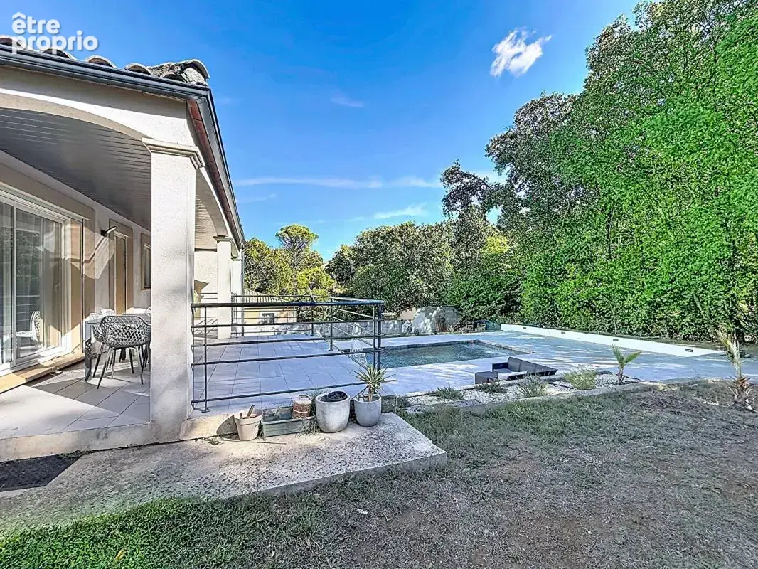 Carcassonne Montlegun  ! Villa indépendante de 122 m² avec piscine, terrasse couverte et garage de 56 m² - photo 8