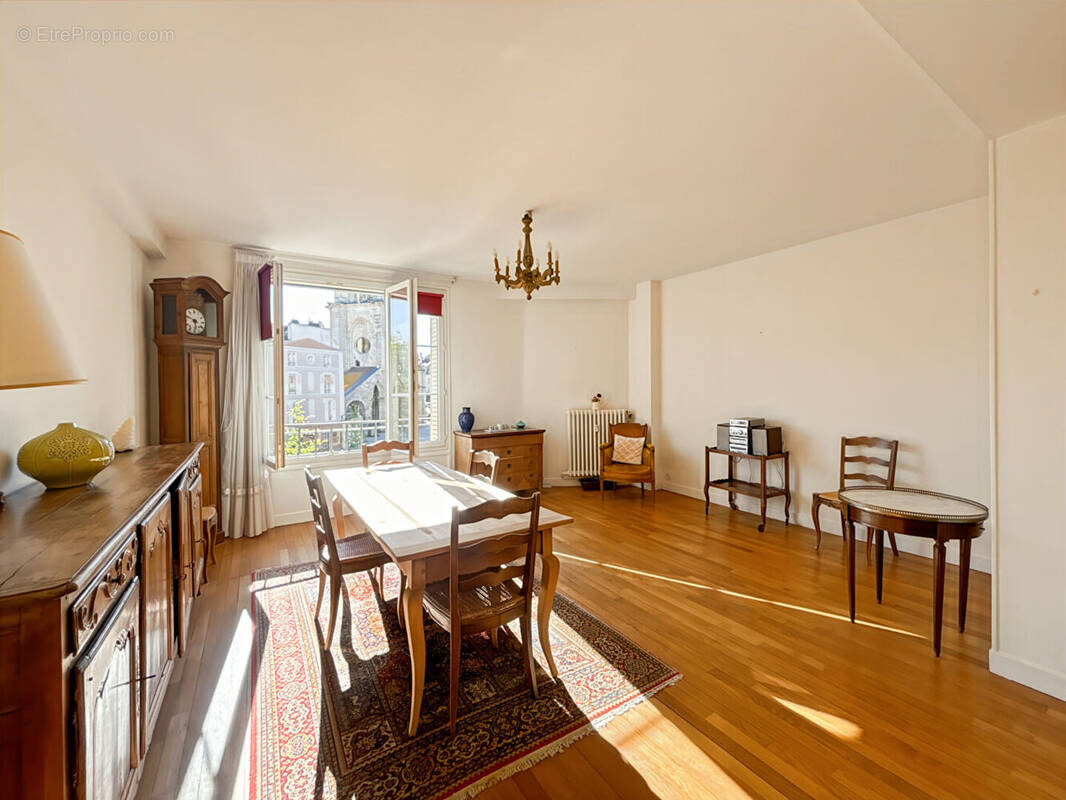 Appartement à MANTES-LA-JOLIE