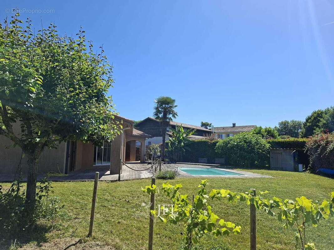 Maison 111 m² à Saubion  - photo 4