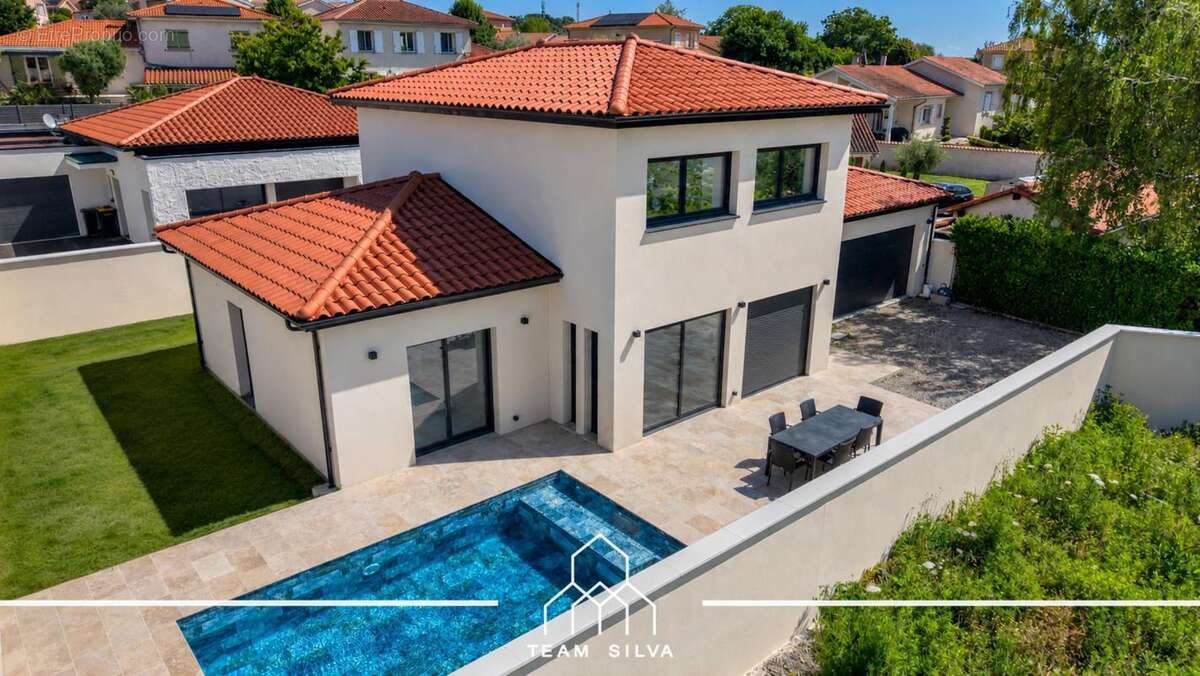 Maison à SIMANDRES