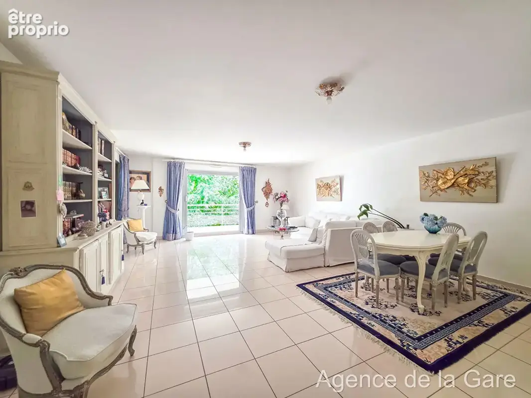 CENTRE-VILLE - Appartement 116m² avec terrasses - photo 2