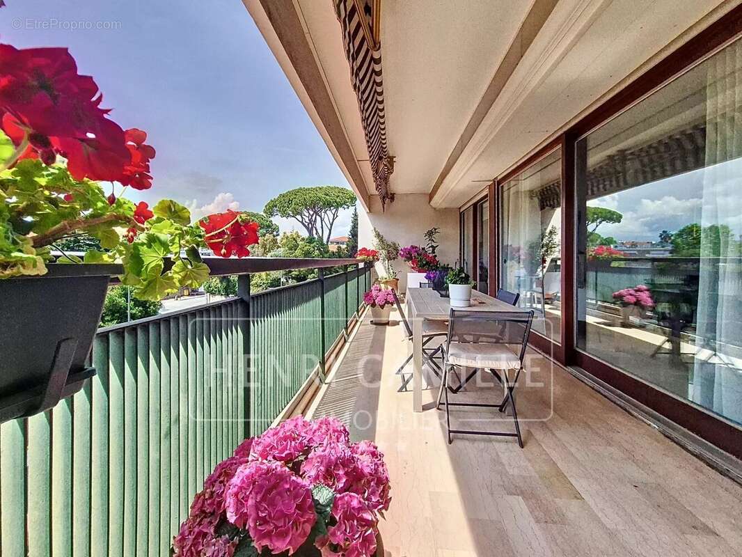 Appartement à CANNES