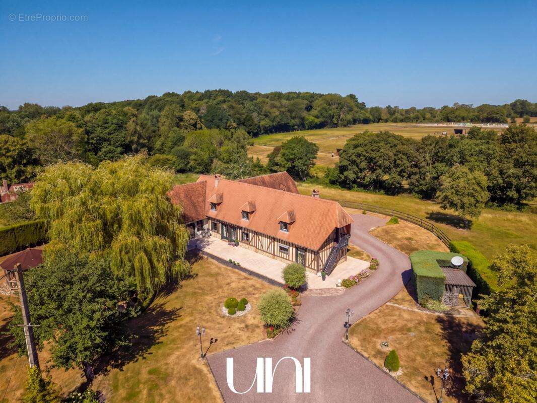 Maison 245 m² à Fauguernon  - photo 47