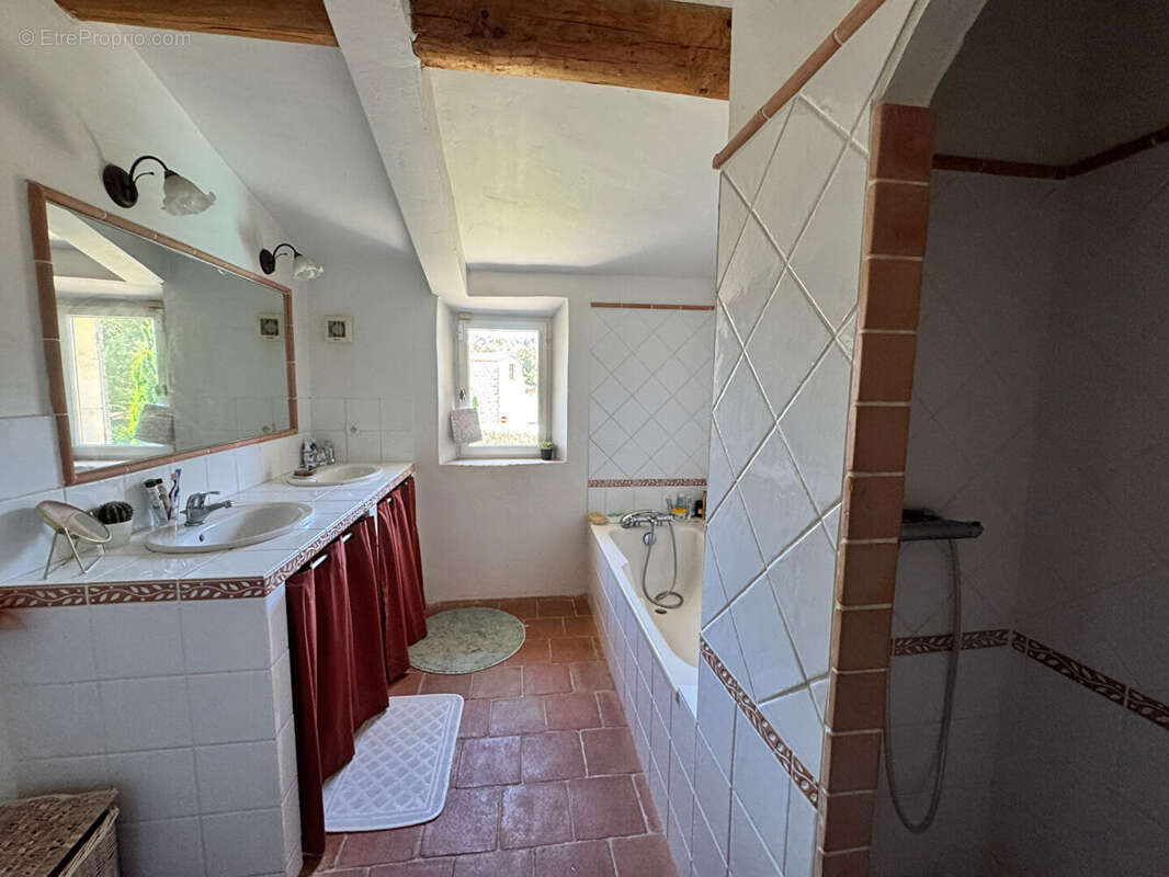 Maison à JONQUERETTES