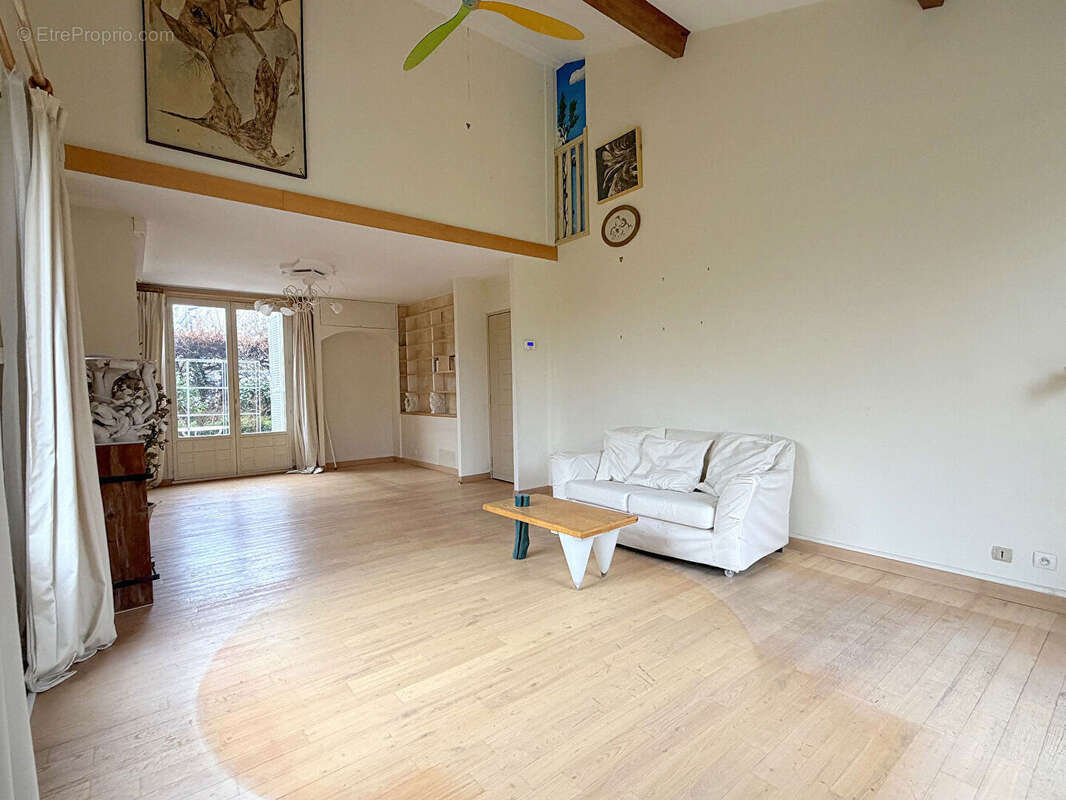 Maison à MONTIGNY-LE-BRETONNEUX