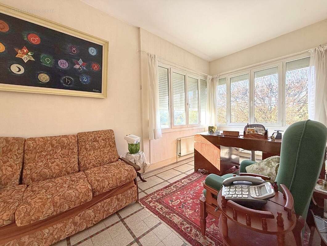 Maison à SARTROUVILLE