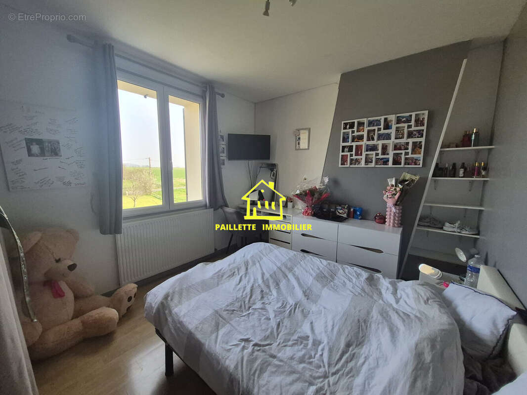 Maison 180 m² à Saint-Romain-De-Colbosc  - photo 8