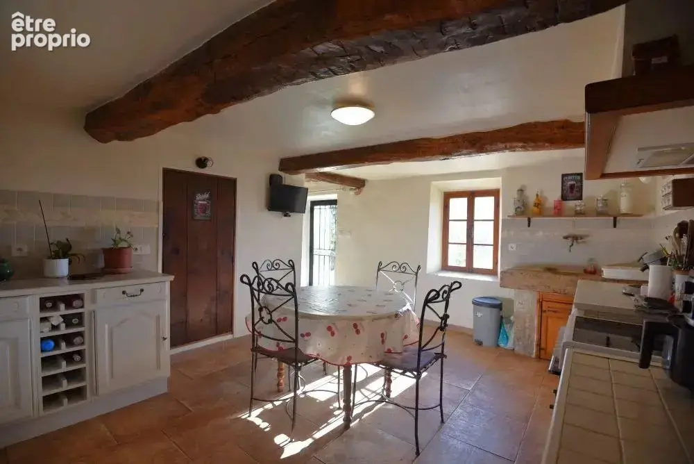 Maison en pierre de caractère avec 3 chambres - photo 6
