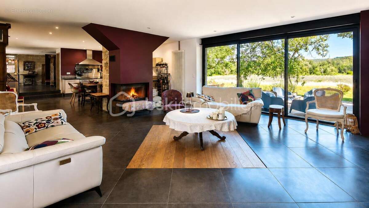 Mas provençal de charme en Drôme Provençale avec gîtes et piscine au cœur des lavandes proche Grignan - photo 4