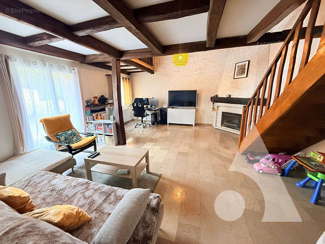 Maison à ACY-EN-MULTIEN