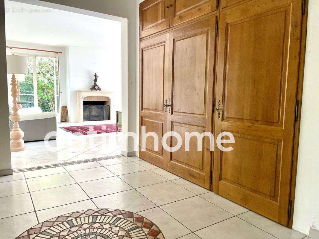 Proche Fontainebleau et Barbizon - Maison contemporaine 223m2 - photo 5