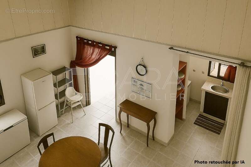 Séjour cuisine - Maison à REMIRE-MONTJOLY