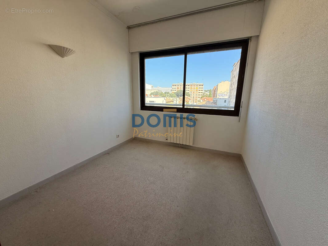 Nimes cadereau appt de type 4  dernier etage avec terrasse et garage  en exclusivite - photo 14