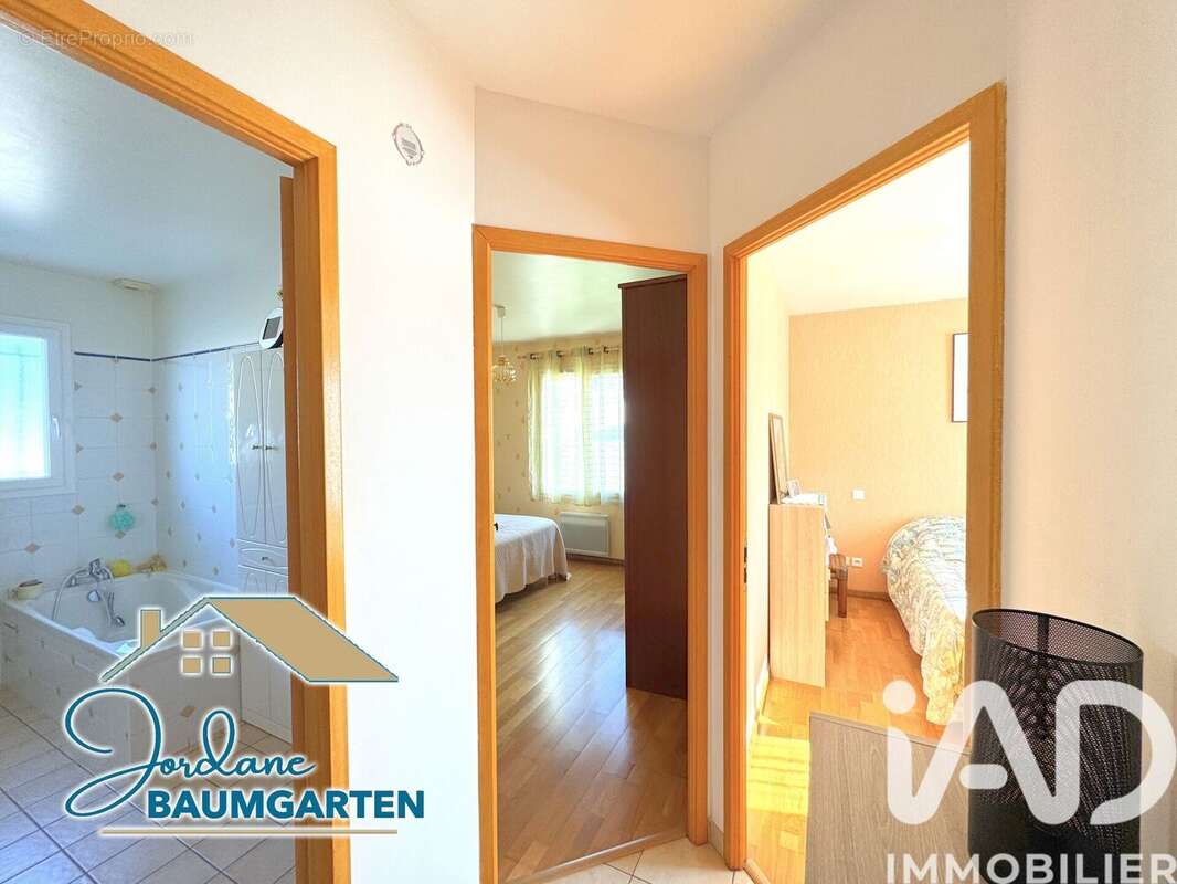 Photo 3 - Maison à SAINT-JUST-LUZAC