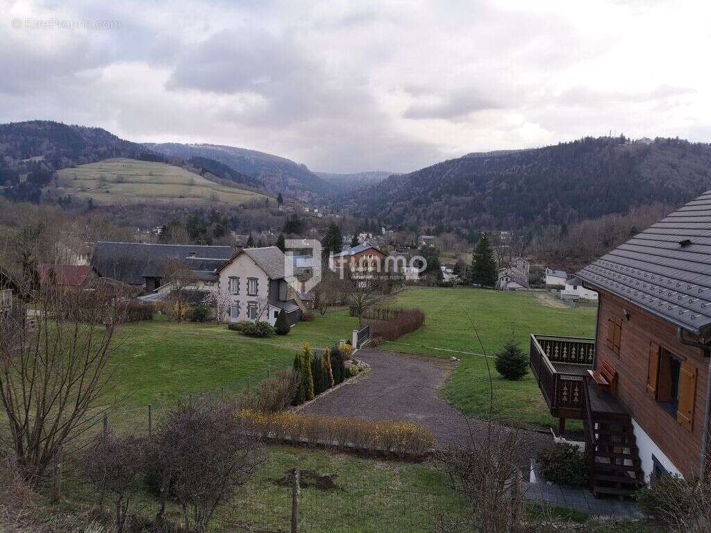 Maison à LA BOURBOULE