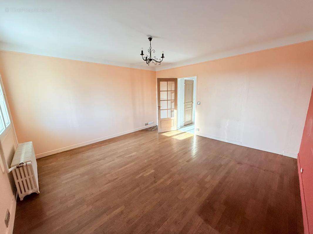 Maison à LIMOGES-FOURCHES