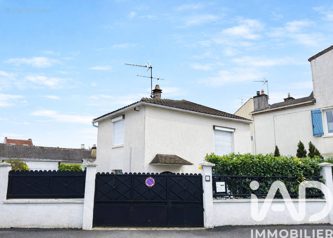 Photo 1 - Maison à MEUDON