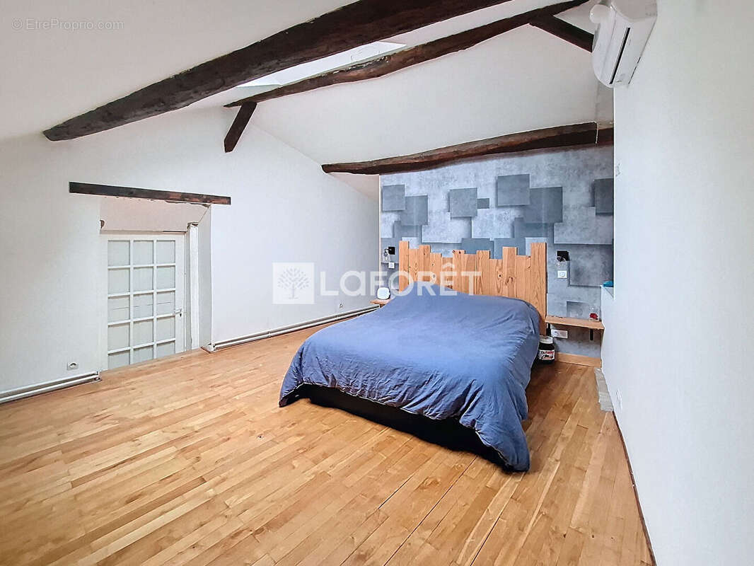 Maison à BELLEVILLE