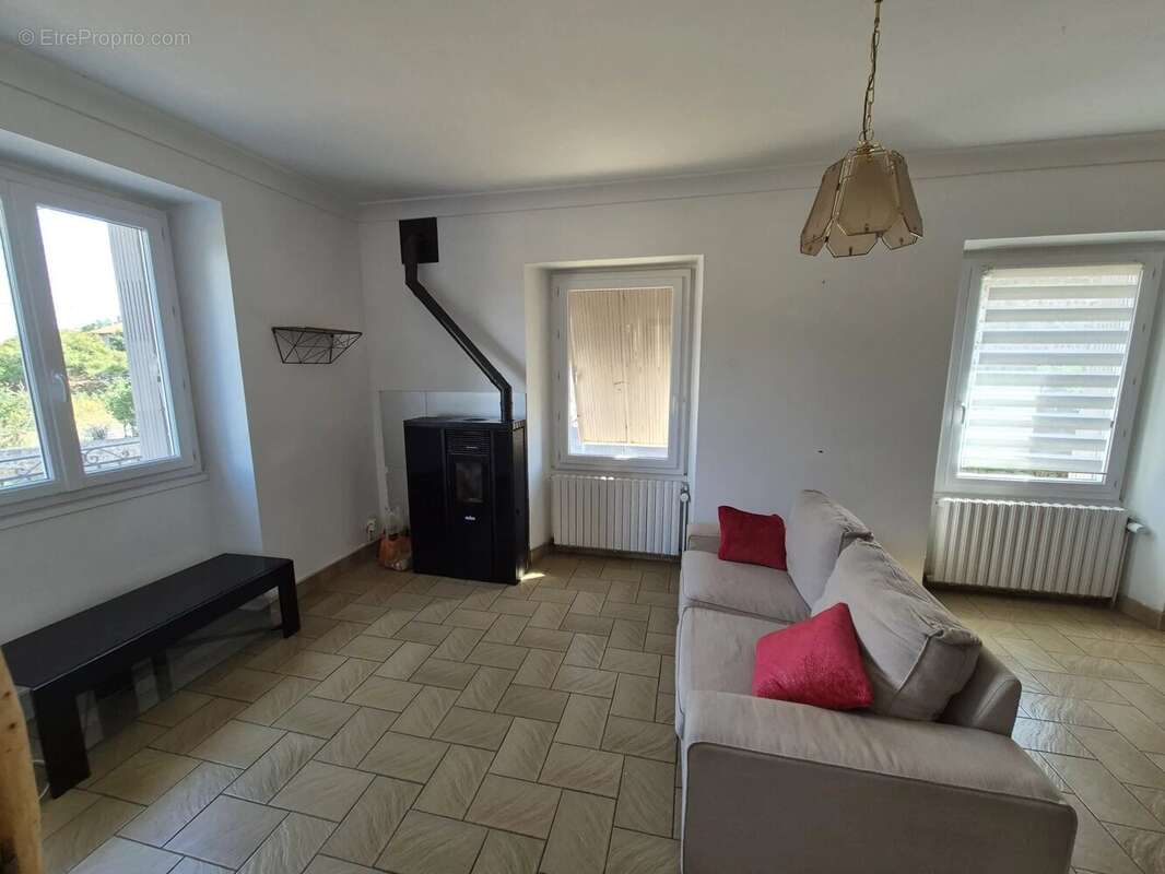 Le Brignon, maison de village , 127m² hab + dépendances - photo 3