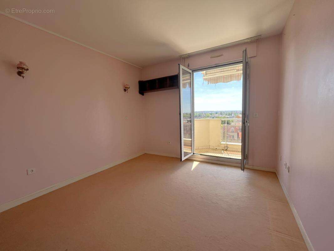 Appartement à NOGENT-SUR-MARNE