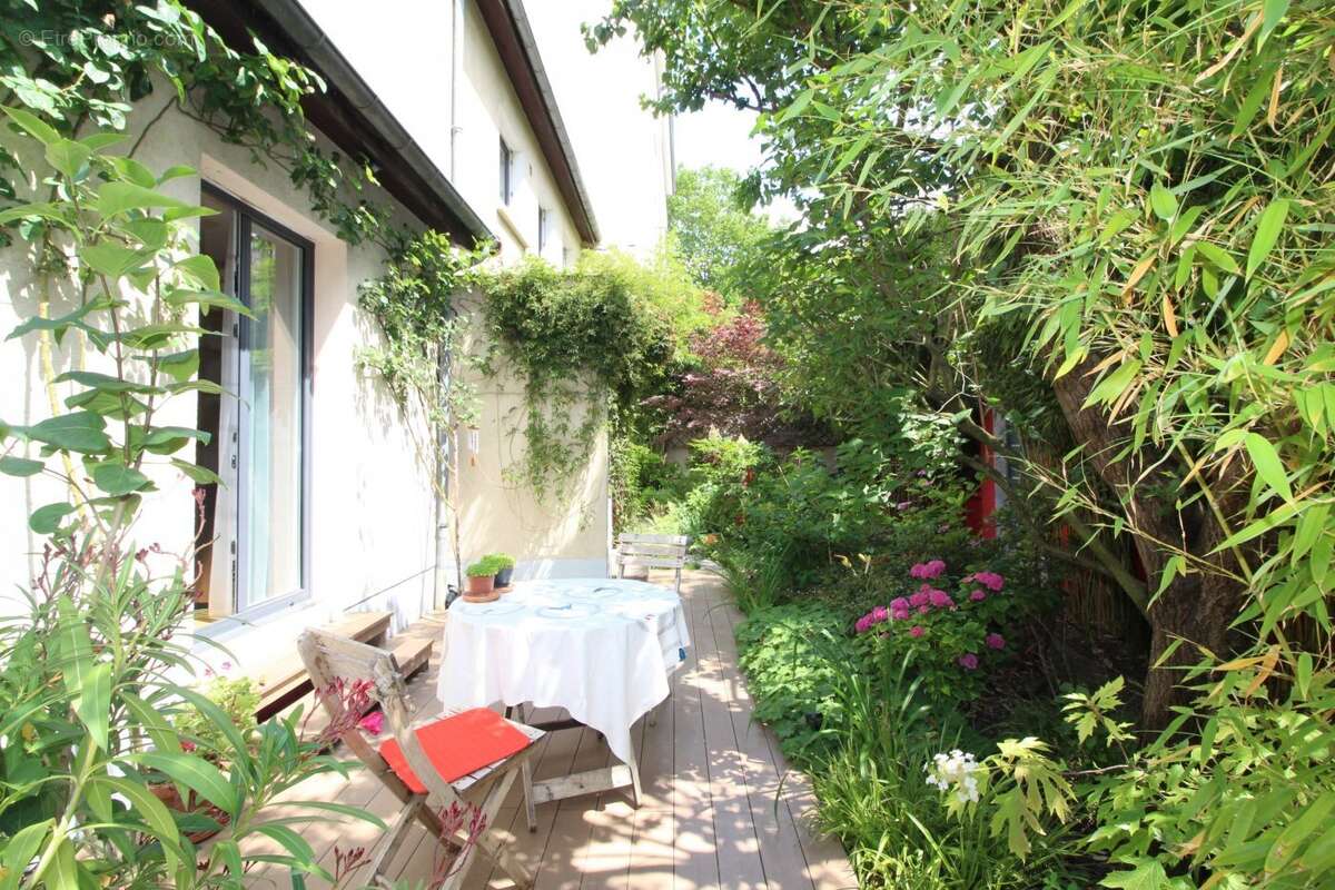 Maison 80 m² à Bagnolet  - photo 2
