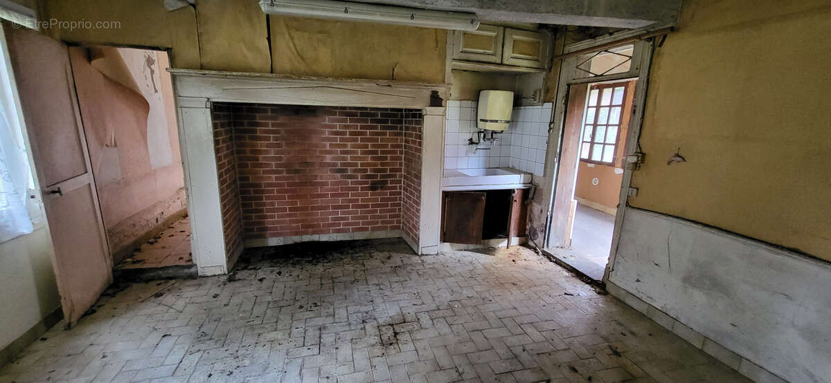 Maison à SAINT-NICOLAS-D'ALIERMONT