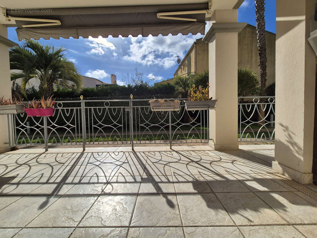 Appartement à HYERES