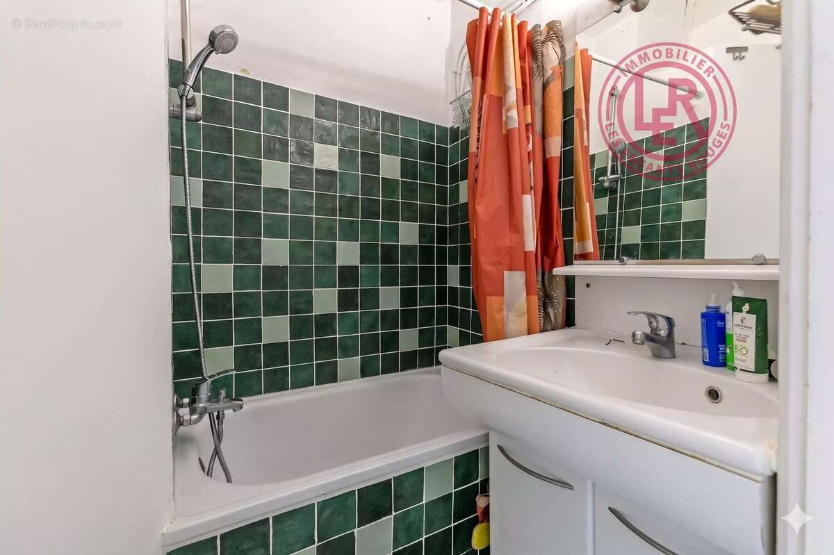 Appartement à PARIS-3E