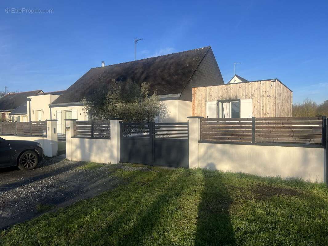 Maison à SAINT-LAMBERT-LA-POTHERIE