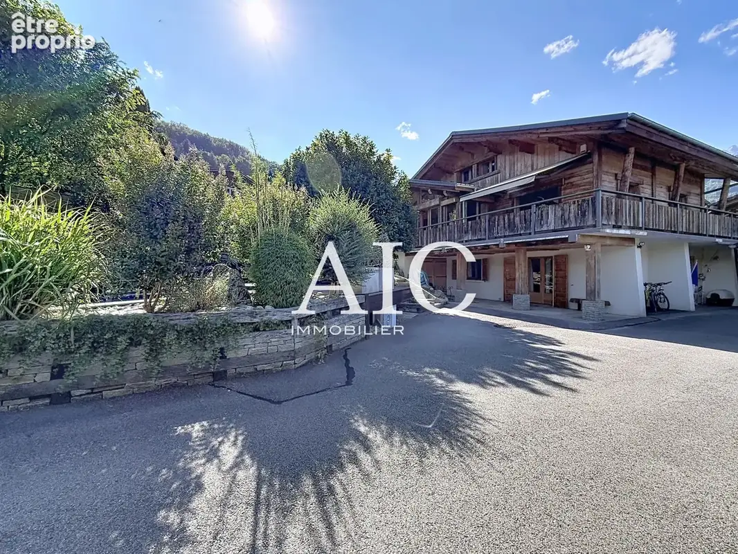 Chalet de caractère avec piscine et vue panoramique sur le Mont-Blanc - photo 6