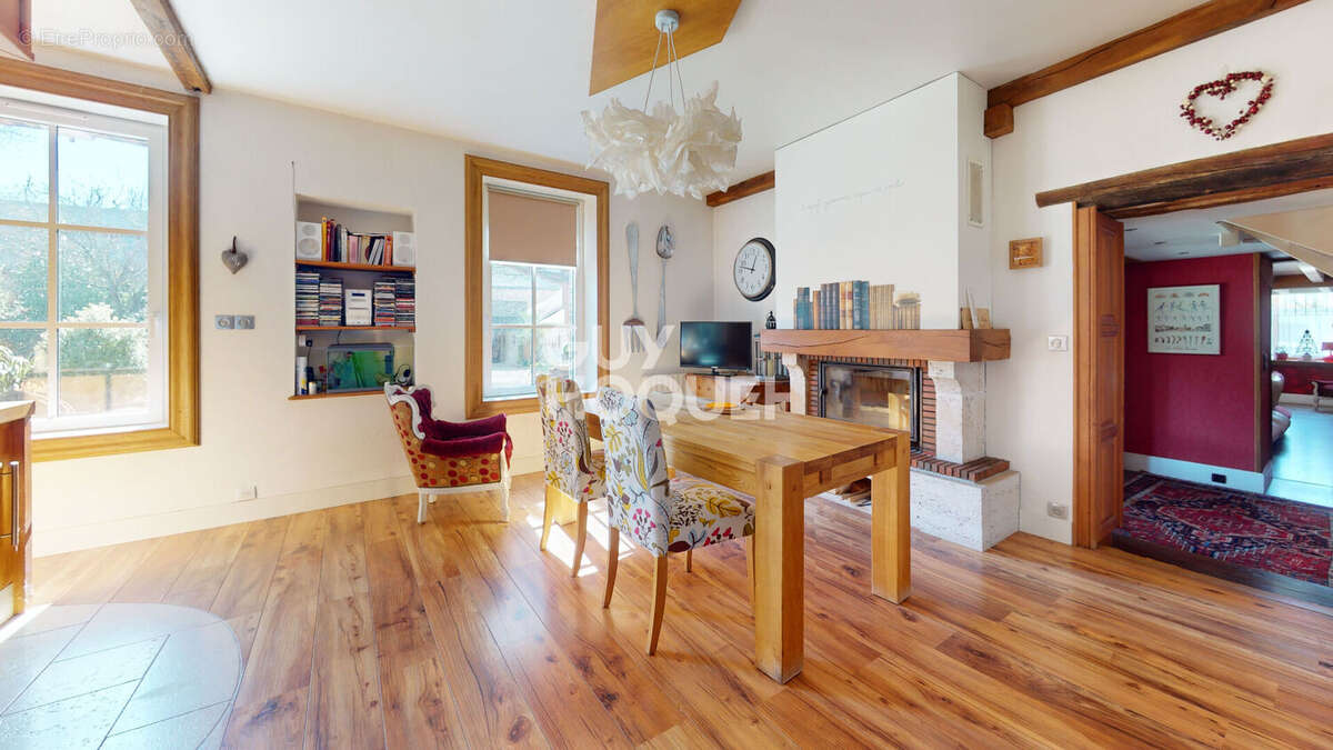 Maison à DONNEMAIN-SAINT-MAMES