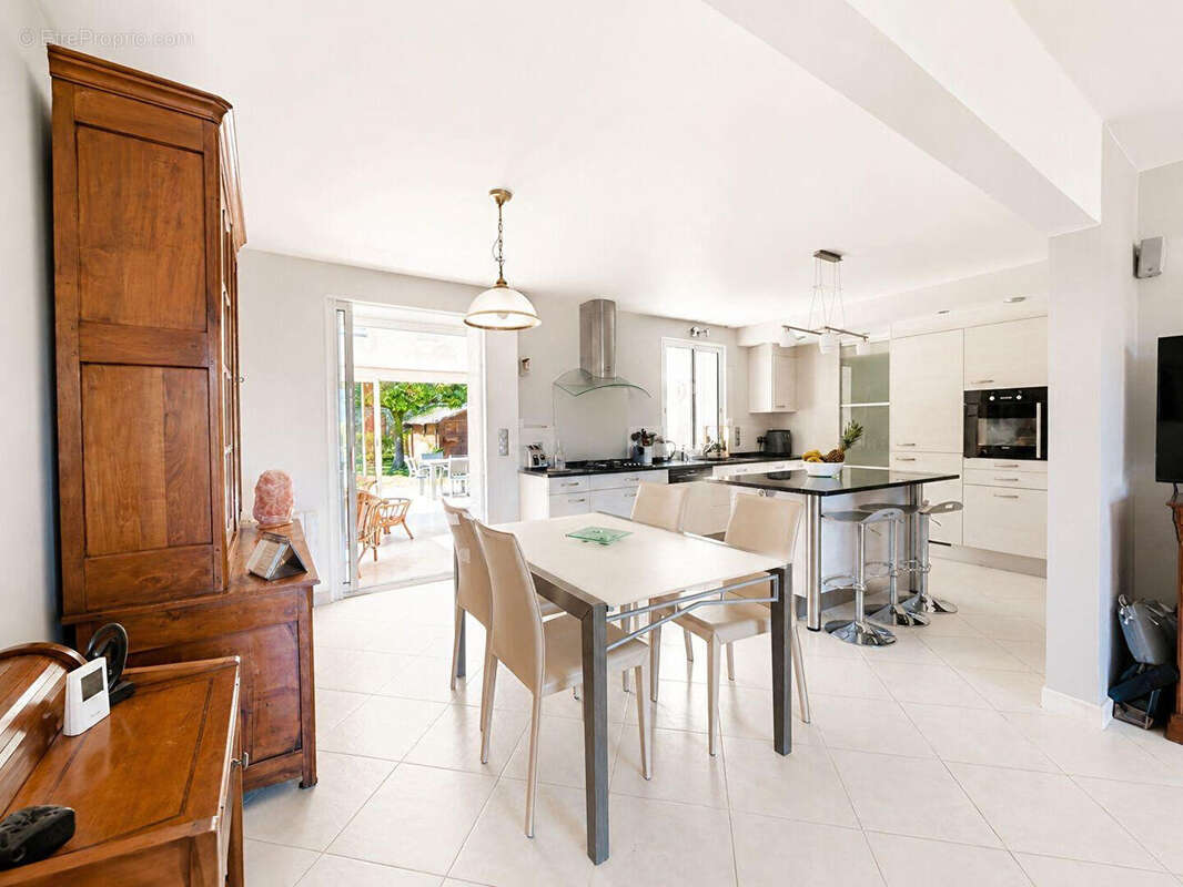 Maison Luzarches 5 pièce(s) 145 m2 - photo 3