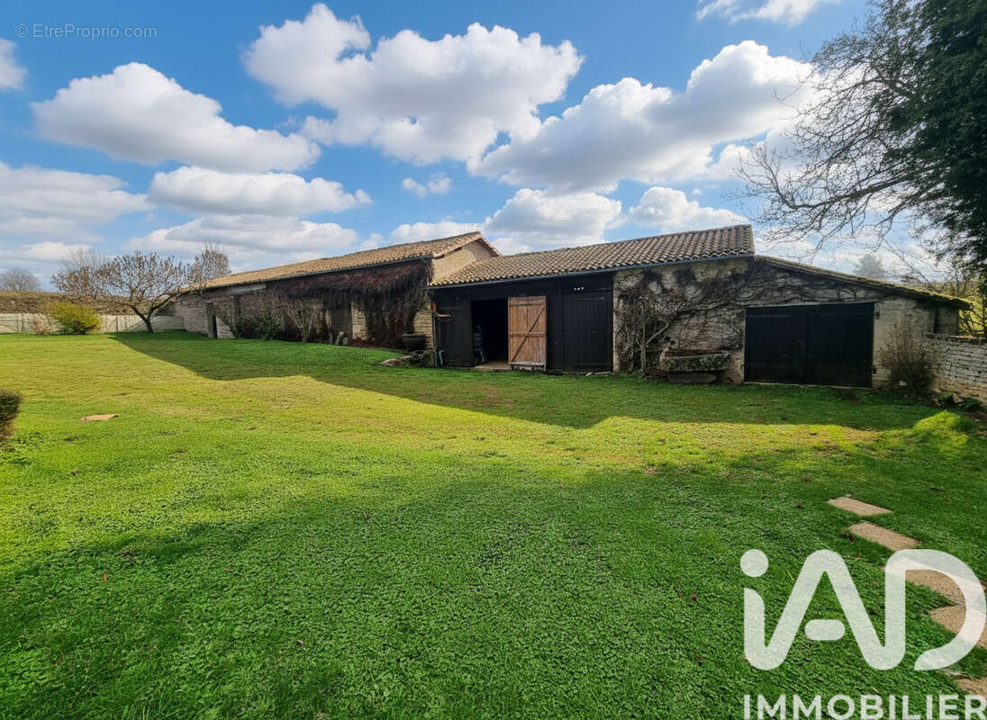 Photo 4 - Maison à MELLE