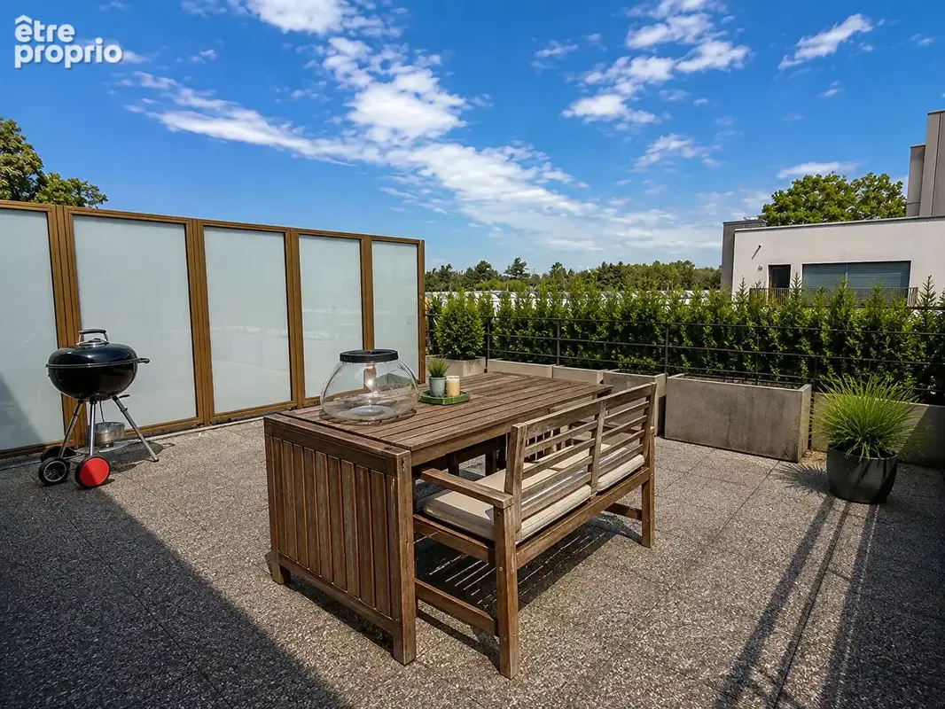 F4 de 86 m² + 34 m² terrasse à 14mn du Métro Université - photo 3