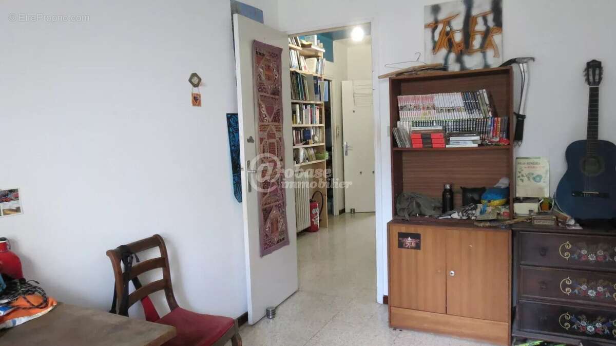 Appartement à MARSEILLE-5E