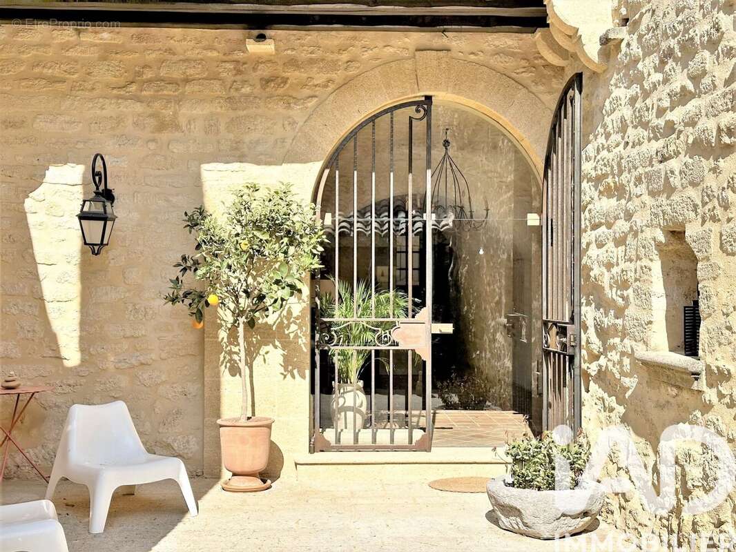 Photo 2 - Maison à CASTILLON-DU-GARD