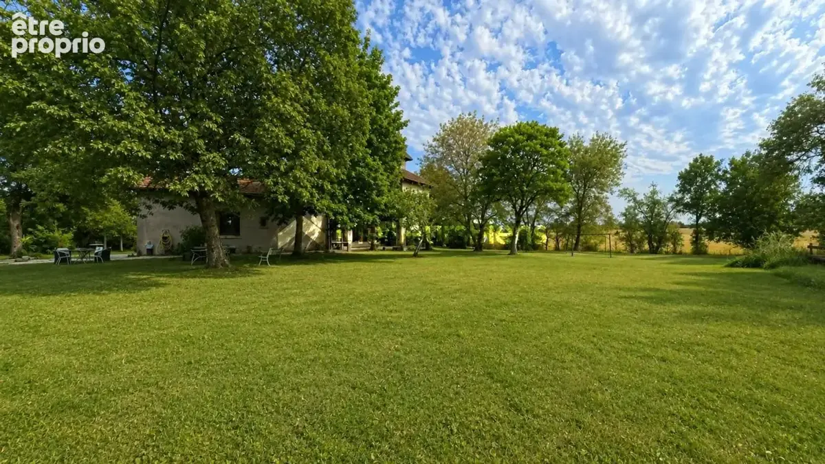 Maison familiale 240 m² avec grand terrain arboré - photo 15