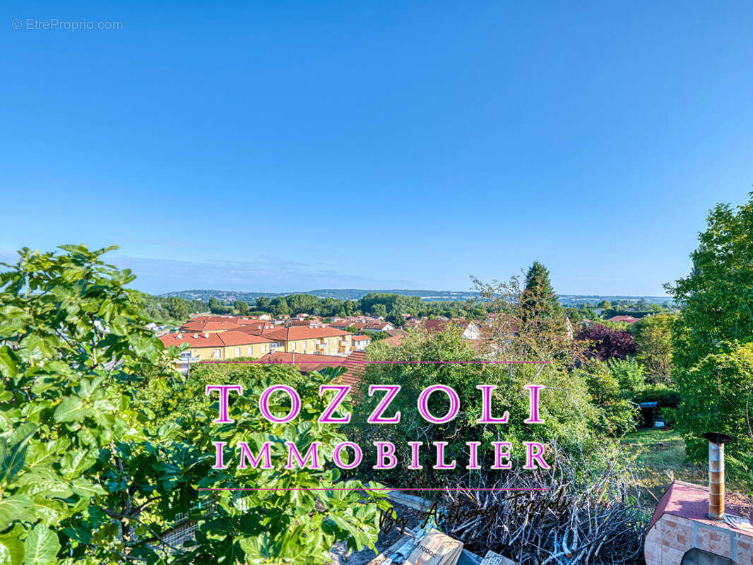 Maison à BOURGOIN-JALLIEU