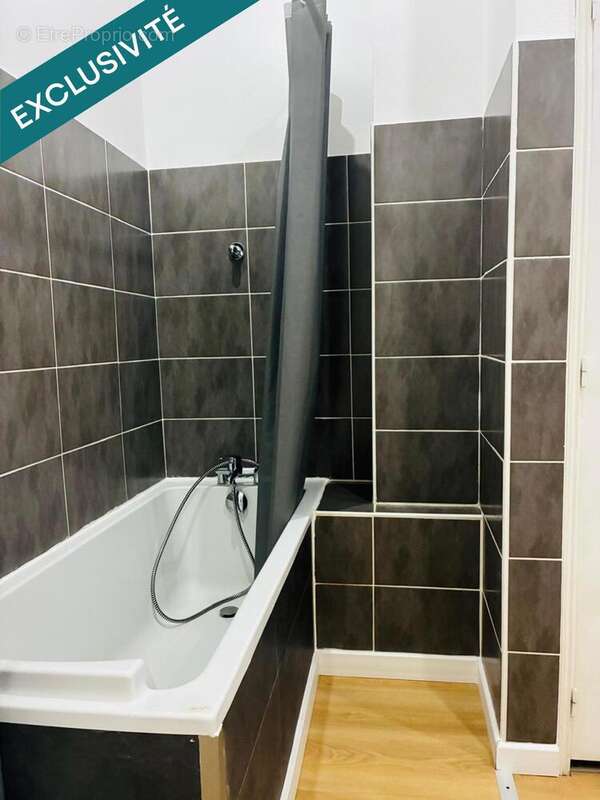 Appartement 282 m² à Agen  - photo 4