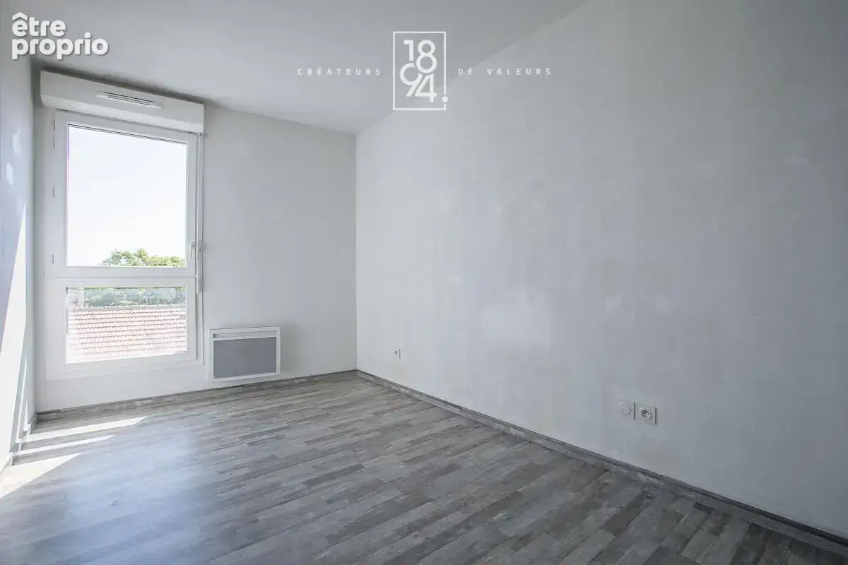 Résidence récente - T3 de 63 m² avec terrasse plein sud et place de parking - photo 6
