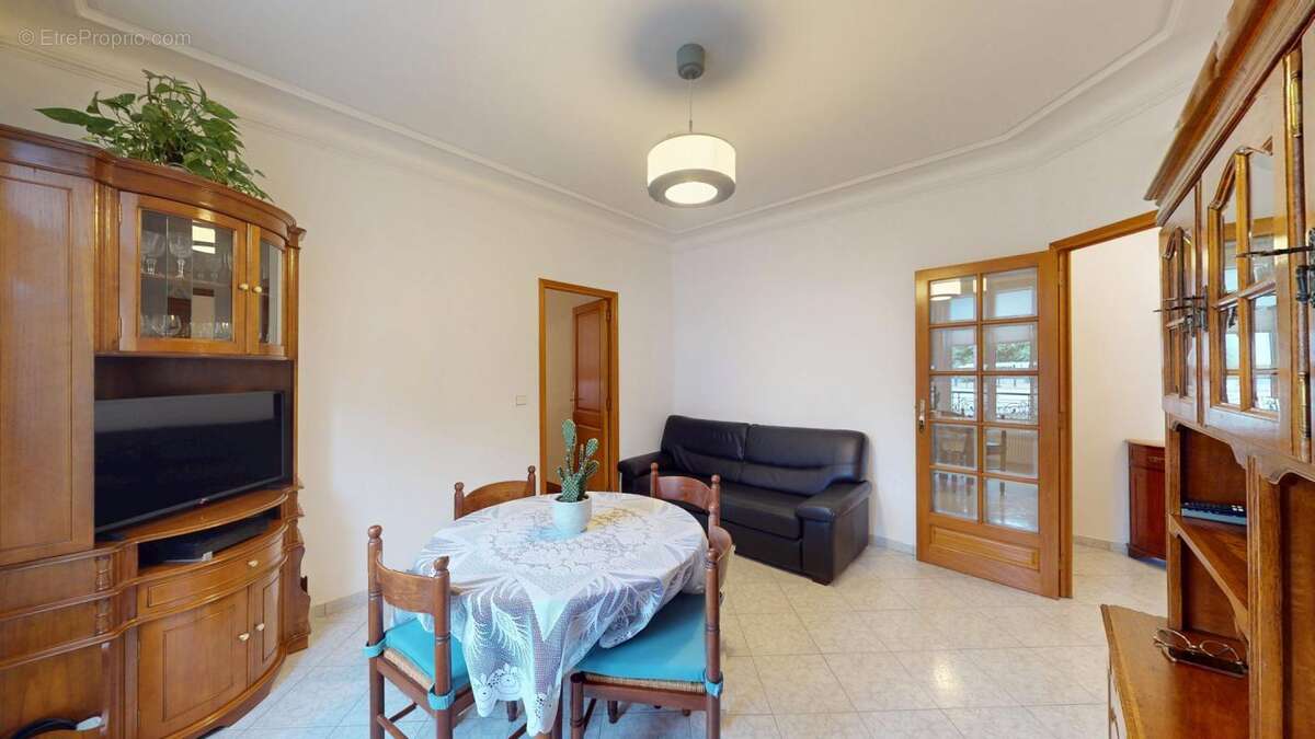 Appartement à ASNIERES-SUR-SEINE