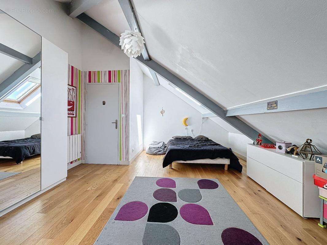 Maison à LUC-LA-PRIMAUBE